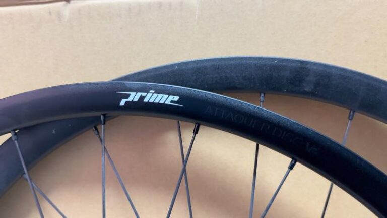 prime attaquer road disc wheelset